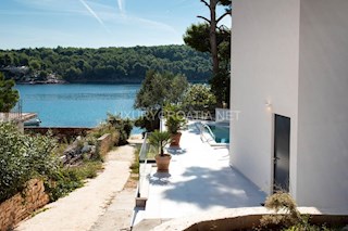 House - Sale - SPLITSKO-DALMATINSKA - BRAČ - MILNA