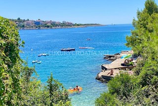 Haus - Verkauf - ŠIBENSKO-KNINSKA - ROGOZNICA - ROGOZNICA