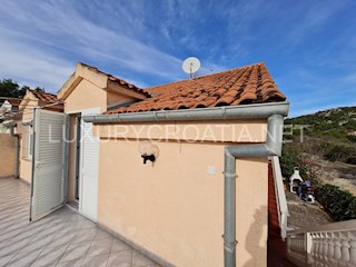 Haus - Verkauf - ŠIBENSKO-KNINSKA - MURTER - TISNO