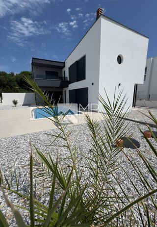 Haus - Verkauf - ISTARSKA - LIŽNJAN - LIŽNJAN