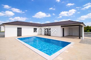 Haus - Verkauf - ISTARSKA - MARČANA - MARČANA