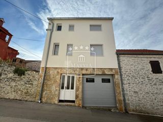 Haus - Verkauf - ZADARSKA - ZADAR - ZADAR