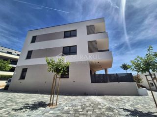 Wohnung - Verkauf - ŠIBENSKO-KNINSKA - VODICE - VODICE