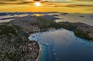 Grundstück - Verkauf - ŠIBENSKO-KNINSKA - MURTER - KORNATI