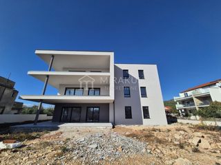 Wohnung - Verkauf - ŠIBENSKO-KNINSKA - TRIBUNJ - TRIBUNJ
