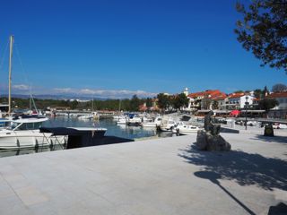 Flat - Sale - PRIMORSKO-GORANSKA - KRK - NJIVICE