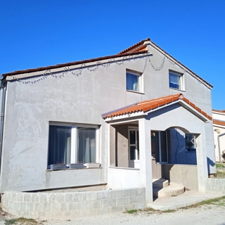 Haus - Verkauf - ISTARSKA - PULA - PULA