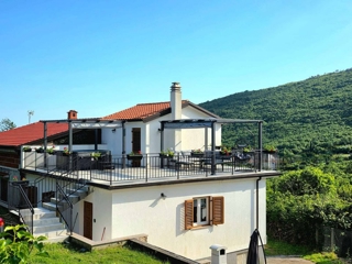 Haus - Verkauf - PRIMORSKO-GORANSKA - MOŠĆENIČKA DRAGA - BRSEČ