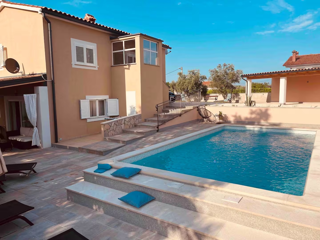 Haus - Verkauf - ISTARSKA - BARBAN - BARBAN