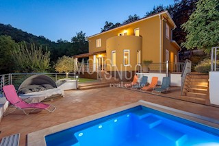 Haus - Verkauf - PRIMORSKO-GORANSKA - OPATIJA - VEPRINAC