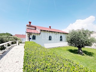 Kuća - Prodaja - PRIMORSKO-GORANSKA - NOVI VINODOLSKI - NOVI VINODOLSKI