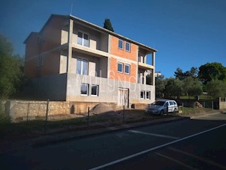 Haus - Verkauf - PRIMORSKO-GORANSKA - KRK - MALINSKA