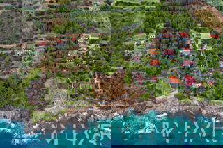 Land - Sale - SPLITSKO-DALMATINSKA - JELSA - IVAN DOLAC