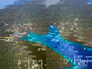 Grundstück - Verkauf - SPLITSKO-DALMATINSKA - JELSA - ZAVALA