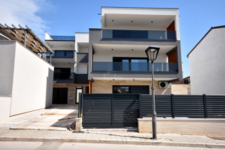 Stan - Prodaja - ŠIBENSKO-KNINSKA - VODICE - VODICE