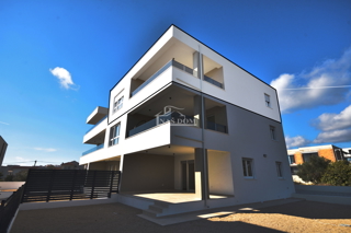 Wohnung - Verkauf - ŠIBENSKO-KNINSKA - VODICE - VODICE