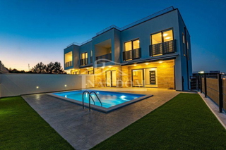 Kuća - Prodaja - ŠIBENSKO-KNINSKA - VODICE - VODICE