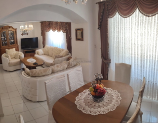 Haus - Verkauf - ŠIBENSKO-KNINSKA - VODICE - VODICE