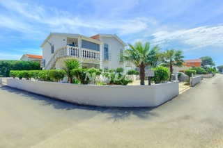 Haus - Verkauf - ZADARSKA - VIR - VIR