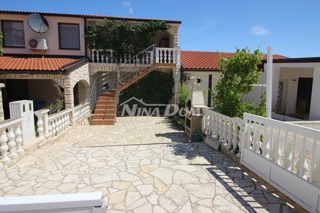 Haus - Verkauf - ZADARSKA - VIR - VIR