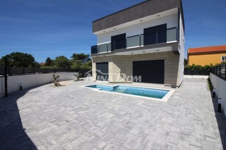 Haus - Verkauf - ZADARSKA - VIR - VIR