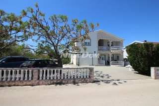 Haus - Verkauf - ZADARSKA - VIR - VIR