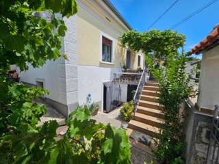 Haus - Verkauf - PRIMORSKO-GORANSKA - BAKAR - HRELJIN