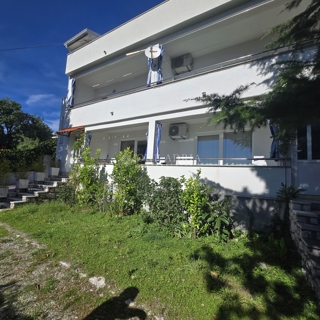 Haus - Verkauf - PRIMORSKO-GORANSKA - NOVI VINODOLSKI - NOVI VINODOLSKI