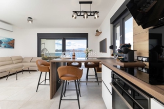 Wohnung - Verkauf - PRIMORSKO-GORANSKA - KRK - OMIŠALJ