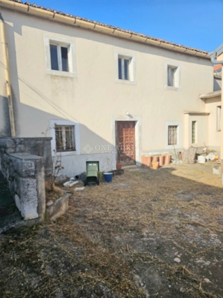 Haus - Verkauf - PRIMORSKO-GORANSKA - CRIKVENICA - JADRANOVO