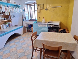 Wohnung - Verkauf - PRIMORSKO-GORANSKA - CRES - CRES