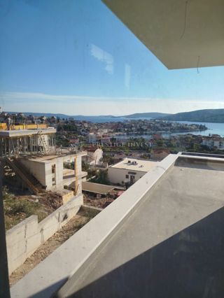 Haus - Verkauf - SPLITSKO-DALMATINSKA - SEGET - SEGET DONJI