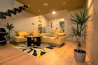 Wohnung - Verkauf - ISTARSKA - ROVINJ - ROVINJ