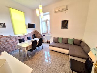 Wohnung - Miete - PRIMORSKO-GORANSKA - OPATIJA - OPATIJA