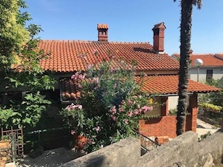 Haus - Verkauf - PRIMORSKO-GORANSKA - OPATIJA - OPATIJA