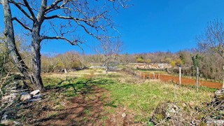 Land - Sale - ISTARSKA - GROŽNJAN - ZAVRŠJE