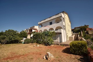 Haus - Verkauf - PRIMORSKO-GORANSKA - NOVI VINODOLSKI - NOVI VINODOLSKI