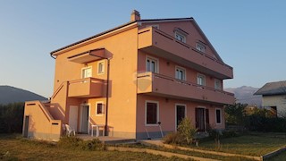 Haus - Verkauf - PRIMORSKO-GORANSKA - JELENJE - DRAŽICE