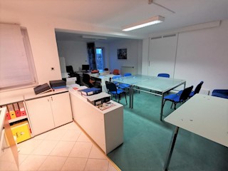 Business premises - Rent - PRIMORSKO-GORANSKA - MATULJI - JURDANI