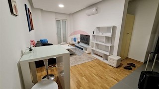 Wohnung - Miete - PRIMORSKO-GORANSKA - RIJEKA - RIJEKA
