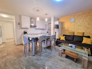 Wohnung - Verkauf - PRIMORSKO-GORANSKA - OPATIJA - OPATIJA