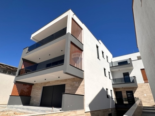 Wohnung - Verkauf - ŠIBENSKO-KNINSKA - VODICE - VODICE