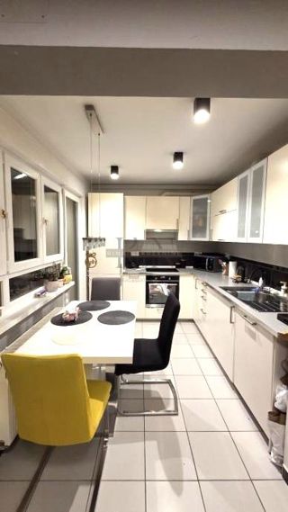 Flat - Sale - GRAD ZAGREB - ZAGREB - TREŠNJEVKA