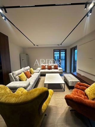 Wohnung - Miete - PRIMORSKO-GORANSKA - OPATIJA - OPATIJA