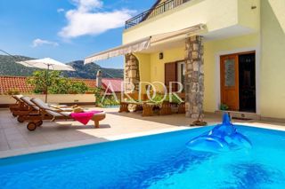 House - Sale - PRIMORSKO-GORANSKA - VINODOLSKA OPĆINA - TRIBALJ