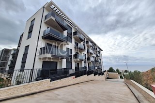 Wohnung - Verkauf - SPLITSKO-DALMATINSKA - MAKARSKA - MAKARSKA