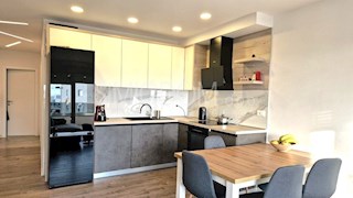 Flat - Sale - SPLITSKO-DALMATINSKA - MAKARSKA - MAKARSKA