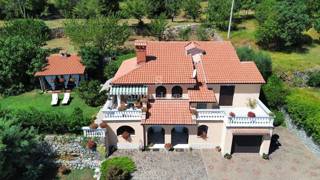 Haus - Verkauf - PRIMORSKO-GORANSKA - OPATIJA - OPRIČ