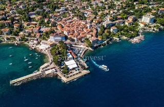 Business premises - Rent - PRIMORSKO-GORANSKA - LOVRAN - LOVRAN