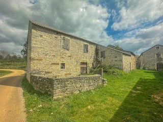 Haus - Verkauf - ISTARSKA - OPRTALJ - OPRTALJ